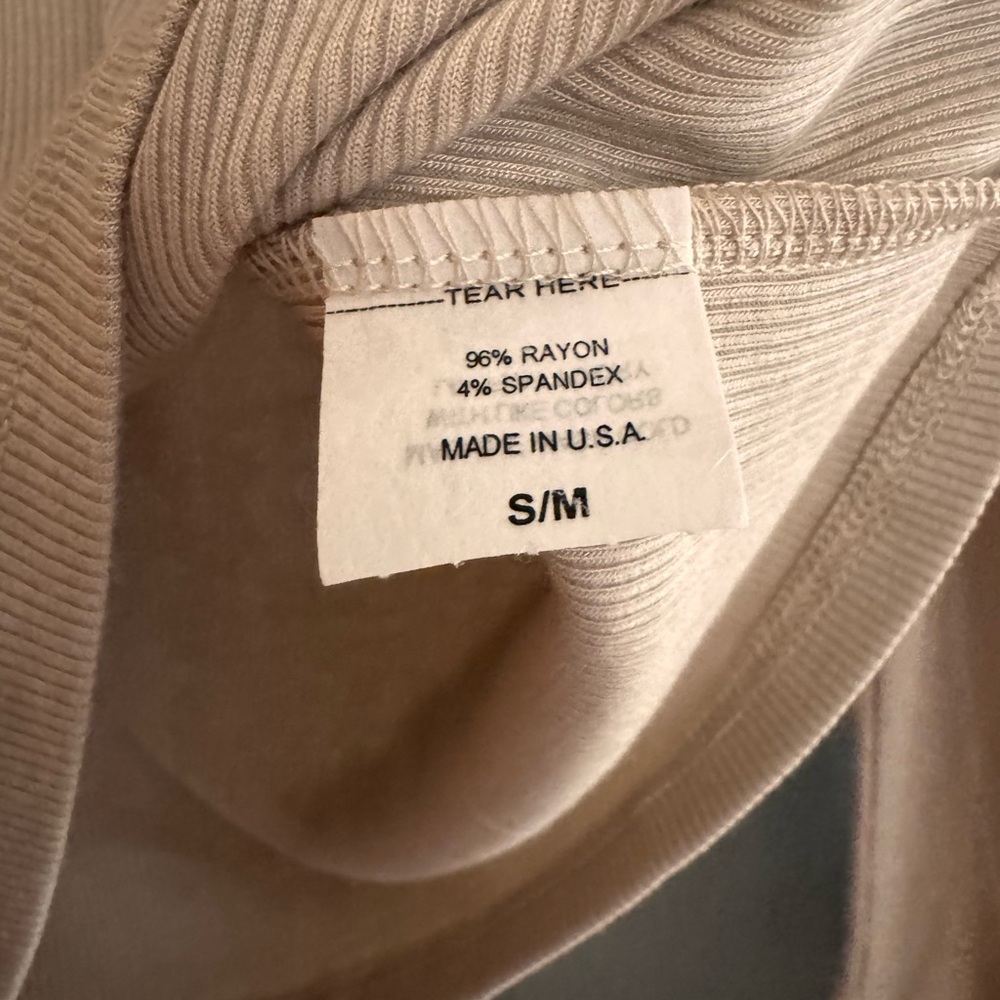Classic Scoop Neck Long Sleeve in Dune - Picture 5 of 6